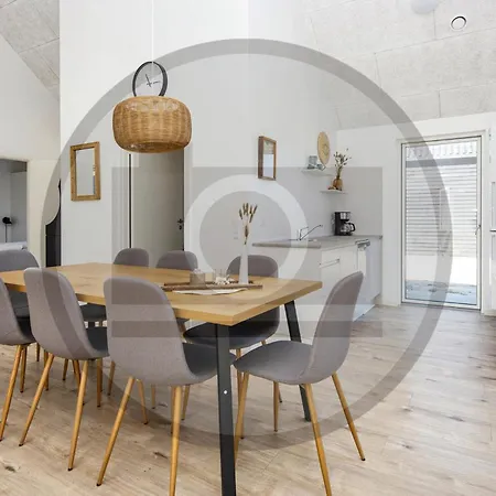 4 Bedroom In Ferienhaus *