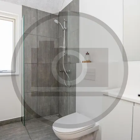 4 Bedroom In Ferienhaus *