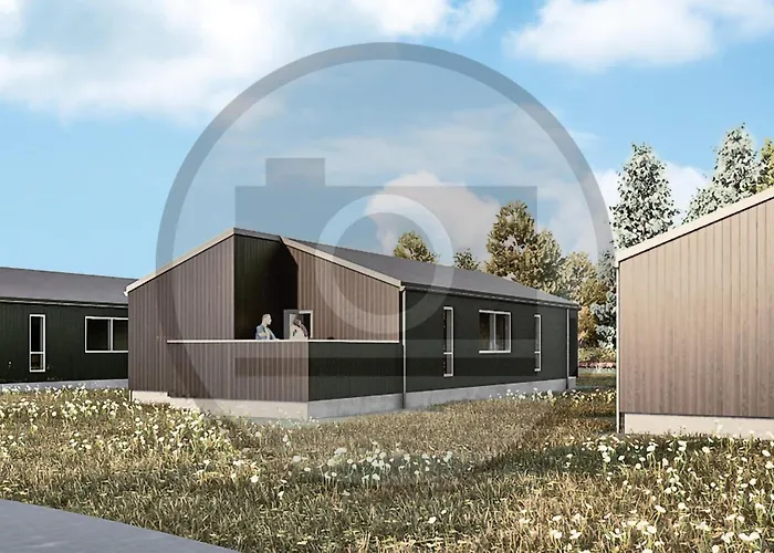 4 Bedroom In *